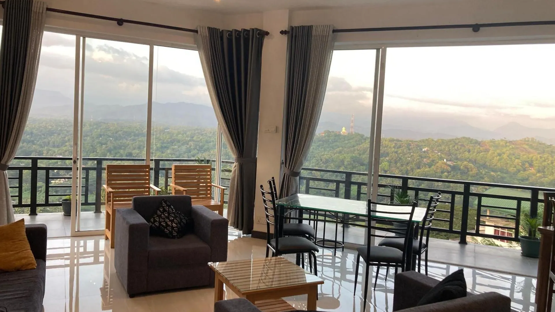 Bed & Breakfast Dream House Residence Kandy